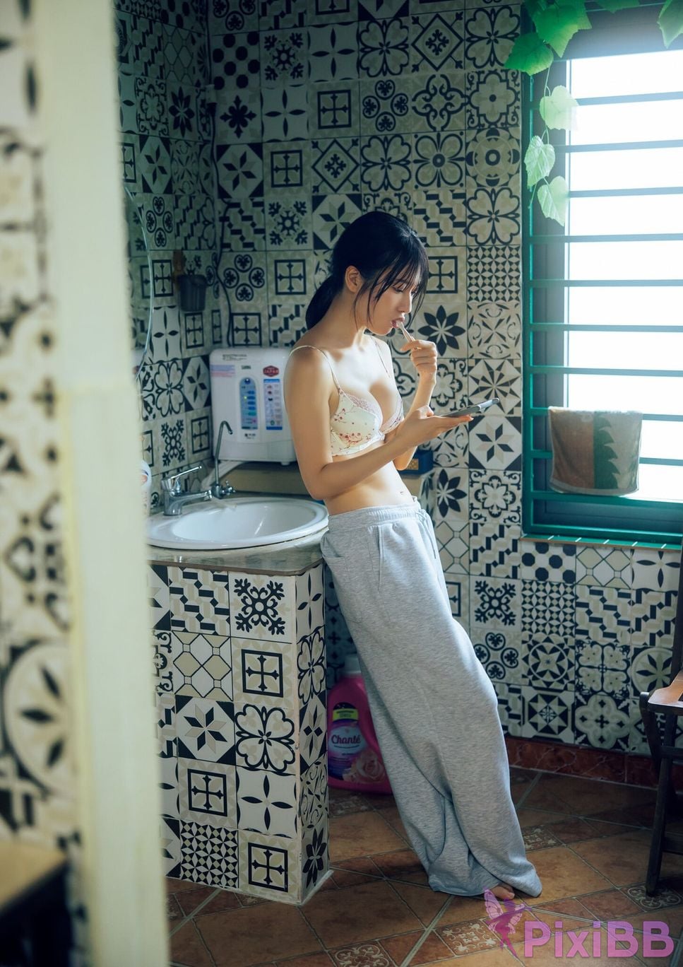 Japanese Idol Oku Yui 1st photo collection Yuiyui PixiBB.COM 023