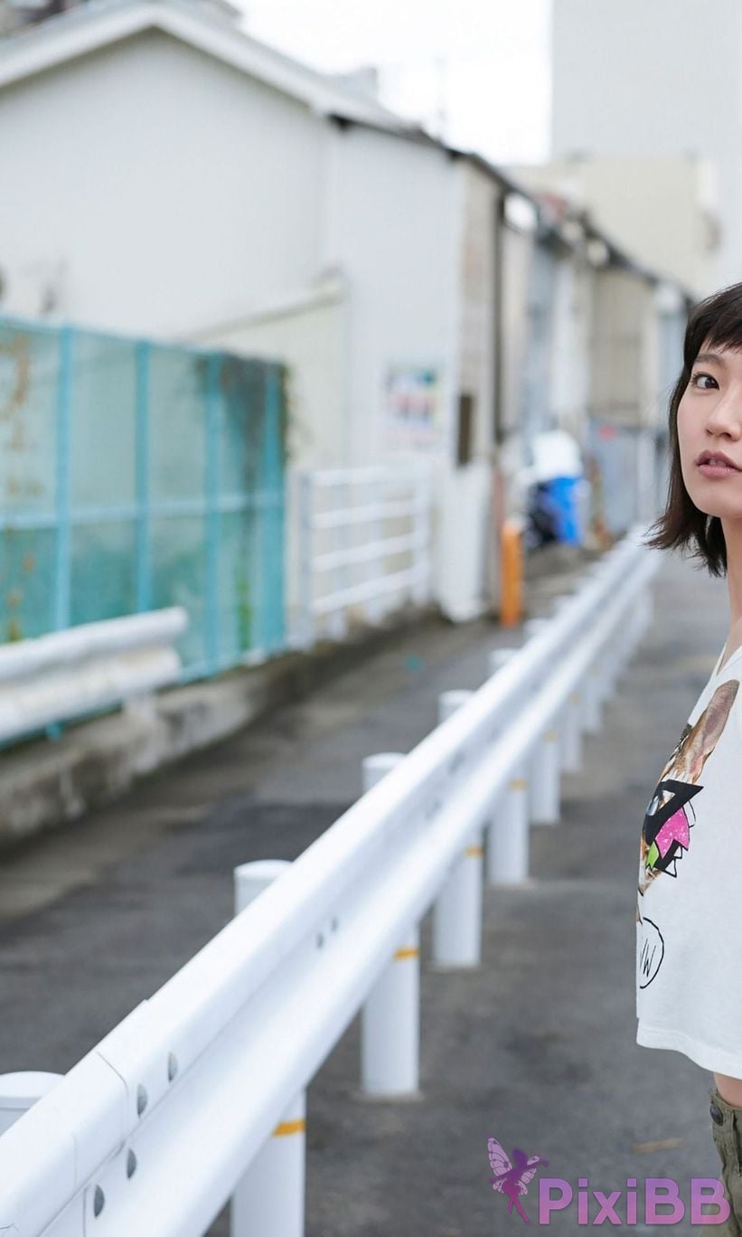 Japanese Idol Riho Yoshioka Digital weekly pre photo collection to the west PixiBB.COM 066
