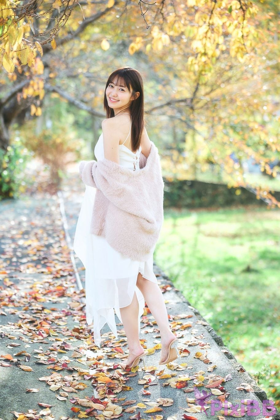 Japanese Idol Kano Takahashi lucky smile SPA Gravure soul digital photo book PixiBB.COM 003