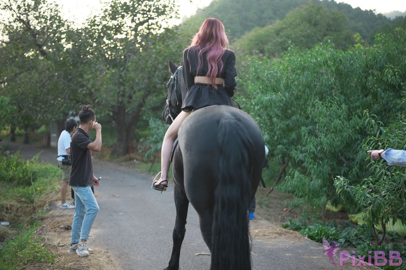Private Photoshoot Jiang Yunya Innocent long legged model Full scale private photos of human body leaked at outdoor racecourse PixiBB.COM 184.PNG