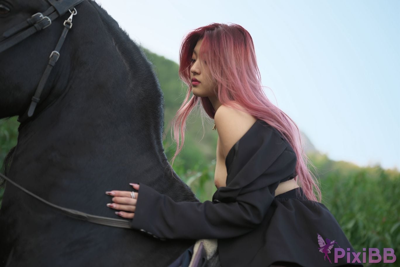 Private Photoshoot Jiang Yunya Innocent long legged model Full scale private photos of human body leaked at outdoor racecourse PixiBB.COM 205.PNG