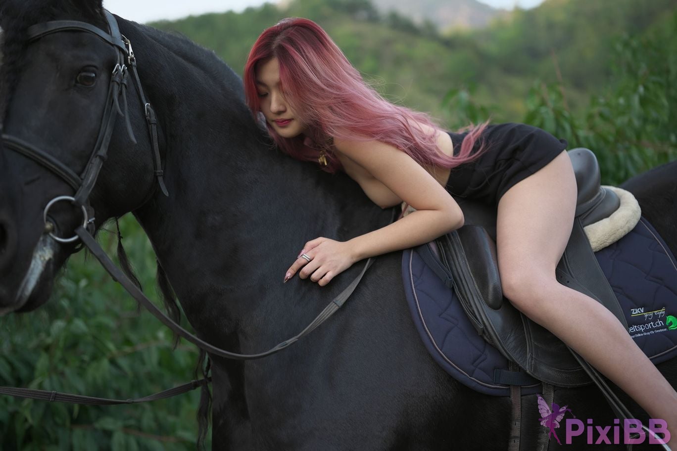 Private Photoshoot Jiang Yunya Innocent long legged model Full scale private photos of human body leaked at outdoor racecourse PixiBB.COM 216.PNG