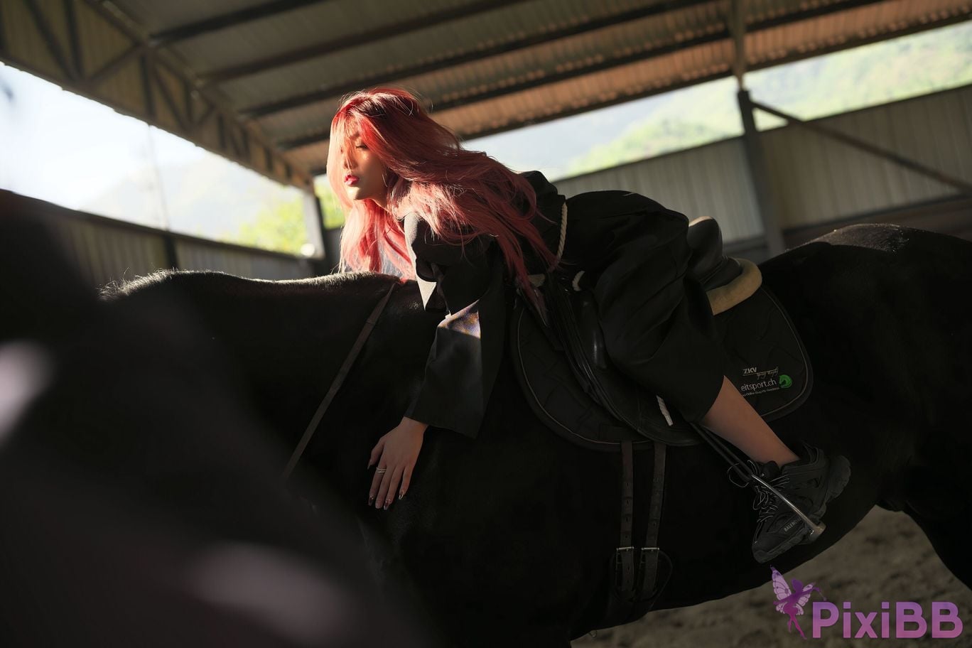 Private Photoshoot Jiang Yunya Innocent long legged model Full scale private photos of human body leaked at outdoor racecourse PixiBB.COM 290