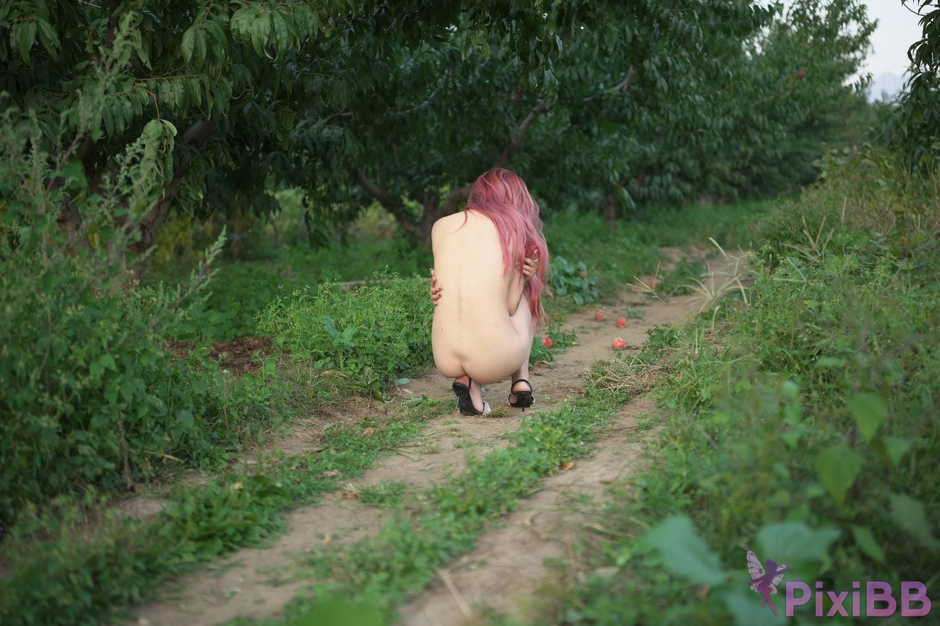 Private Photoshoot Jiang Yunya Innocent long legged model Full scale private photos of human body leaked at outdoor racecourse PixiBB.COM 292.PNG