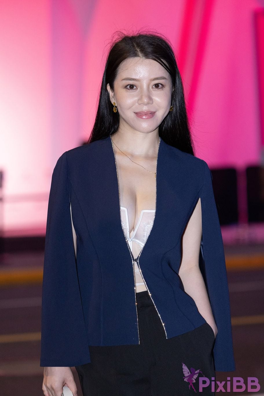 Featured Street Photography Works No.5505 Charming intellectual breasts PixiBB.COM 062