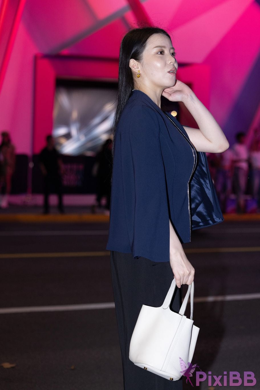 Featured Street Photography Works No.5505 Charming intellectual breasts PixiBB.COM 093