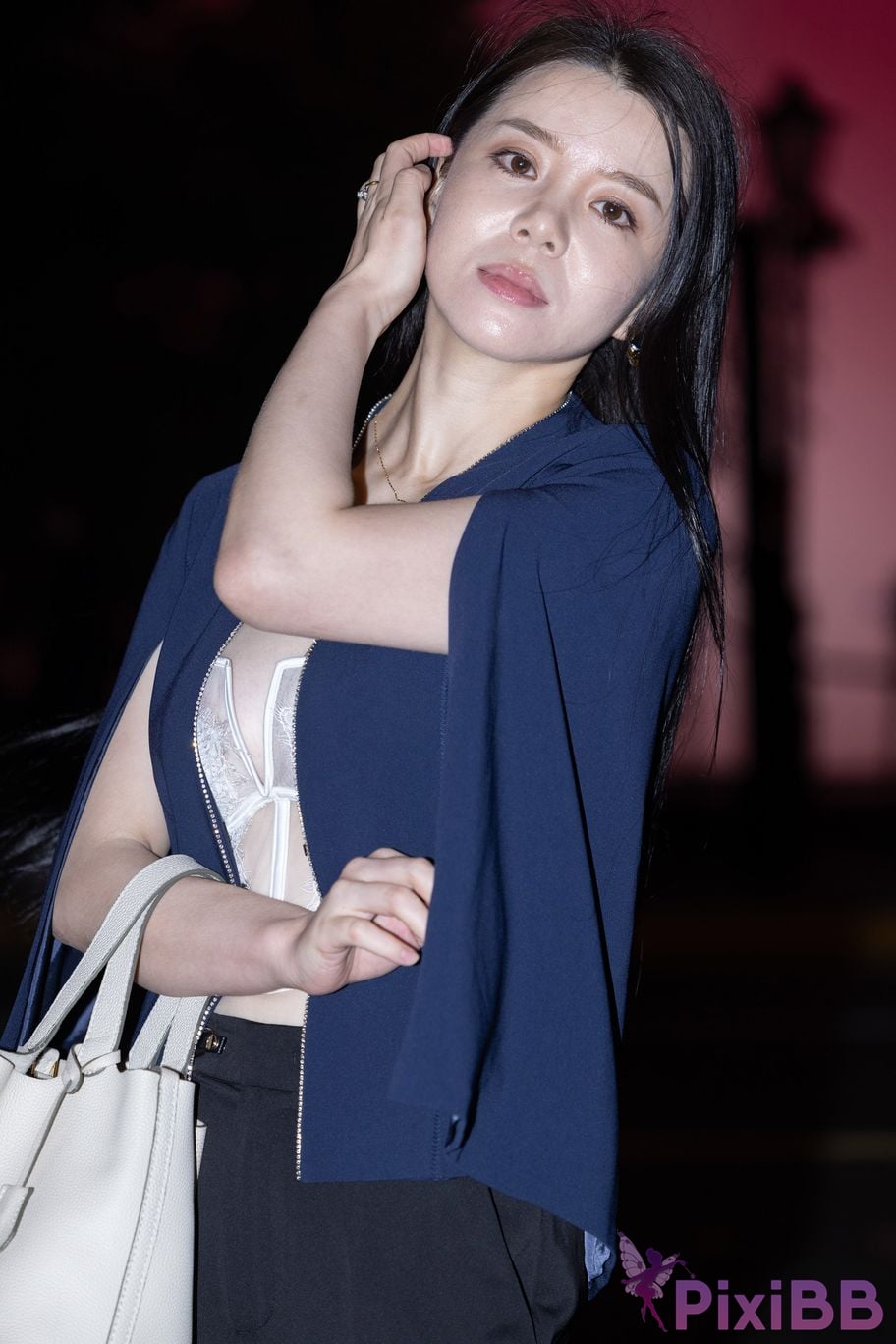 Featured Street Photography Works No.5505 Charming intellectual breasts PixiBB.COM 138