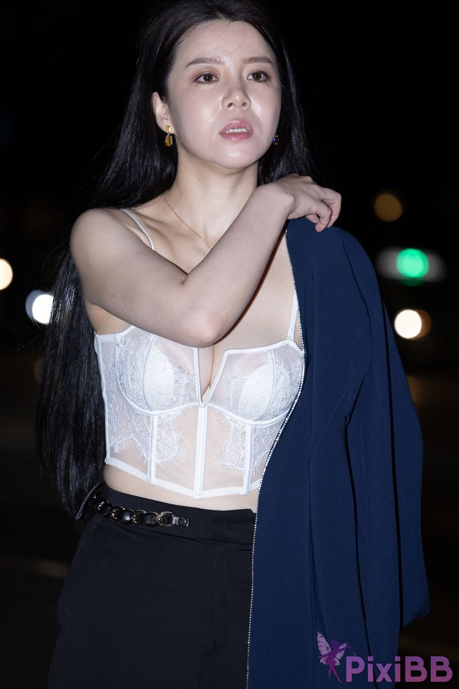 Featured Street Photography Works No.5505 Charming intellectual breasts PixiBB.COM 238