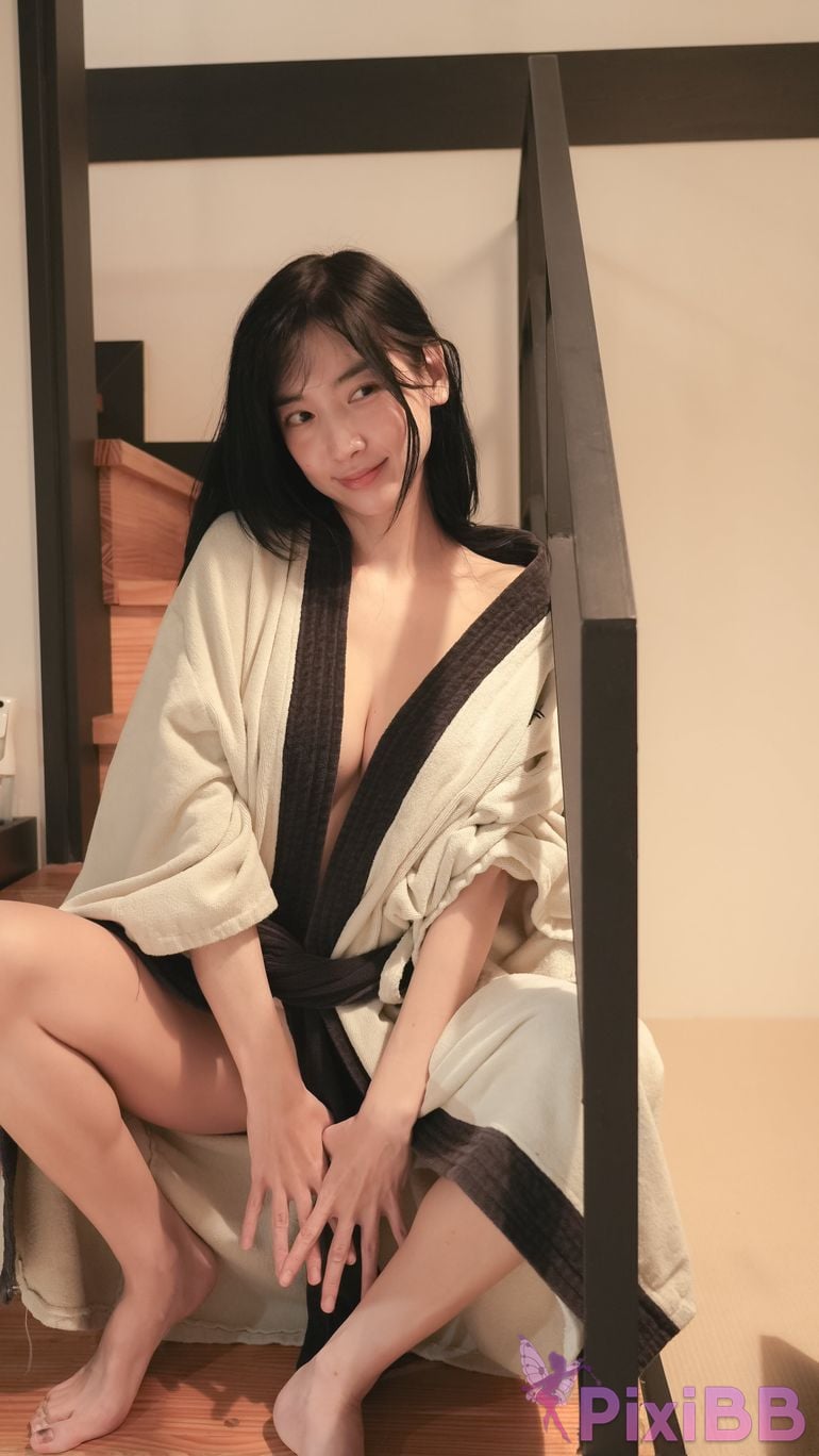 Patreon Leezy easy 2025.02 PixiBB.COM 006