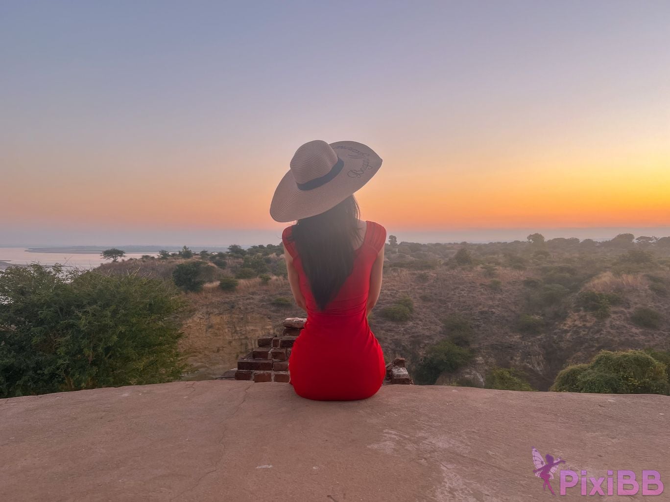 Patreon Leezy easy 2025.02 PixiBB.COM 067