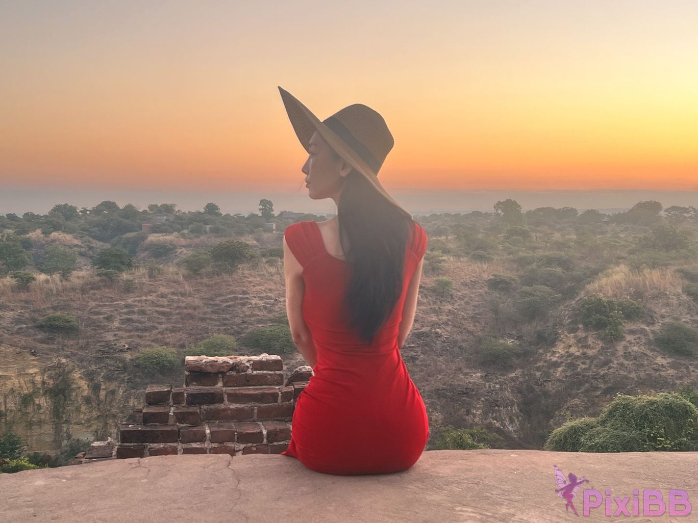 Patreon Leezy easy 2025.02 PixiBB.COM 068