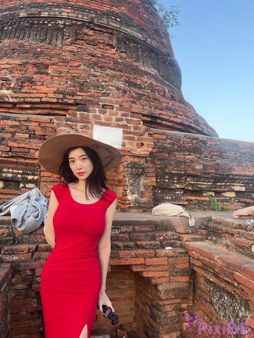 Patreon Leezy easy 2025.02 PixiBB.COM 071