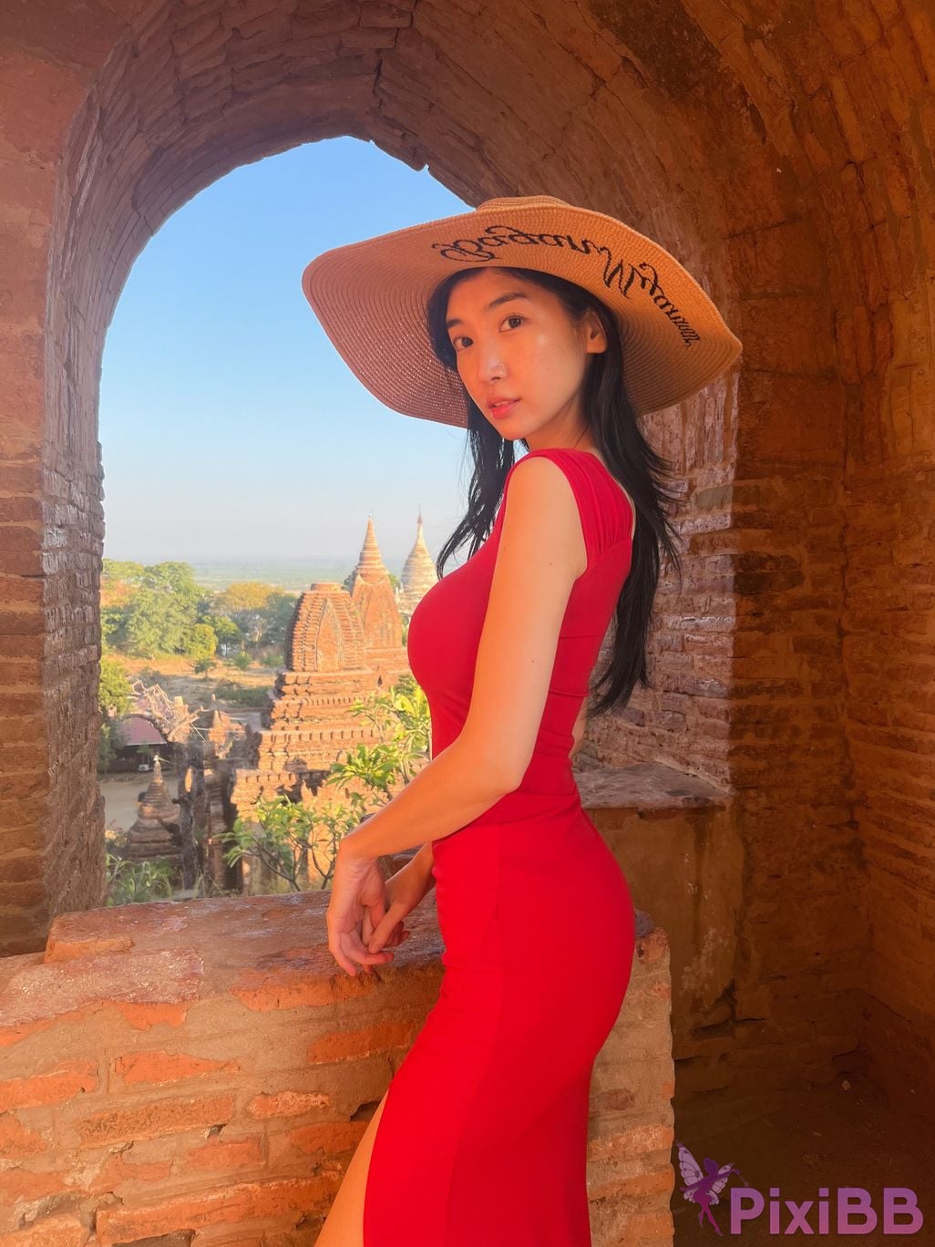 Patreon Leezy easy 2025.02 PixiBB.COM 077