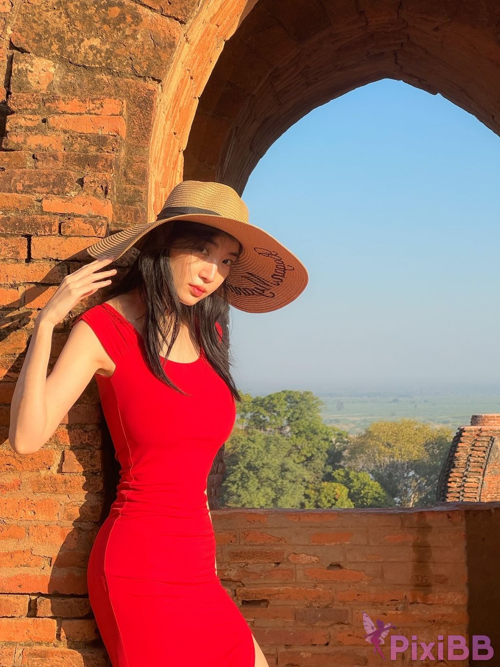 Patreon Leezy easy 2025.02 PixiBB.COM 079