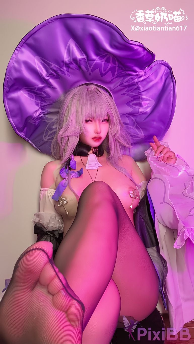 Cosplayer Vanilla Milk Meow Big Black Tower Collectors Edition PixiBB.COM 003