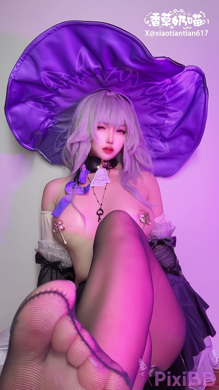 Cosplayer Vanilla Milk Meow Big Black Tower Collectors Edition PixiBB.COM 005
