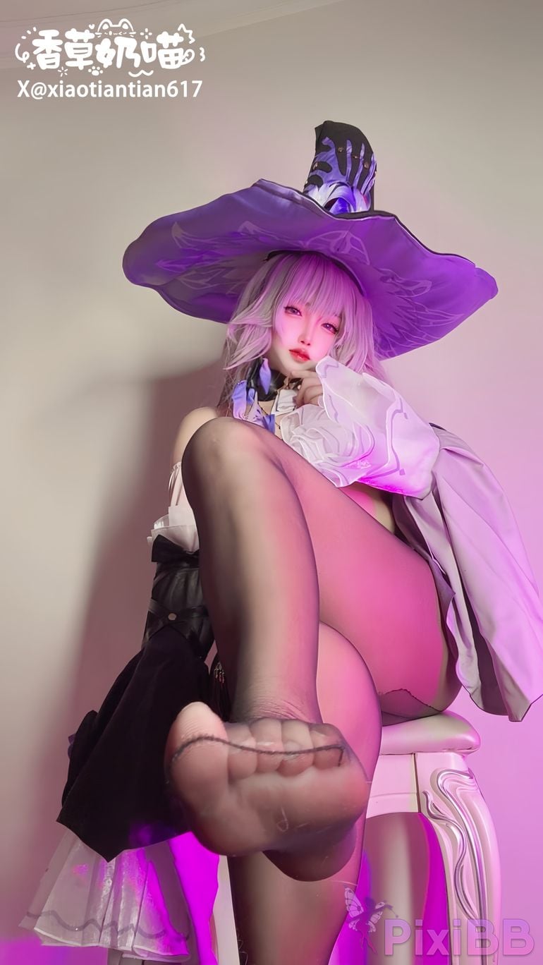 Cosplayer Vanilla Milk Meow Big Black Tower Collectors Edition PixiBB.COM 026