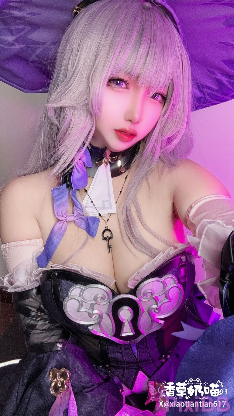 Cosplayer Vanilla Milk Meow Big Black Tower Collectors Edition PixiBB.COM 039