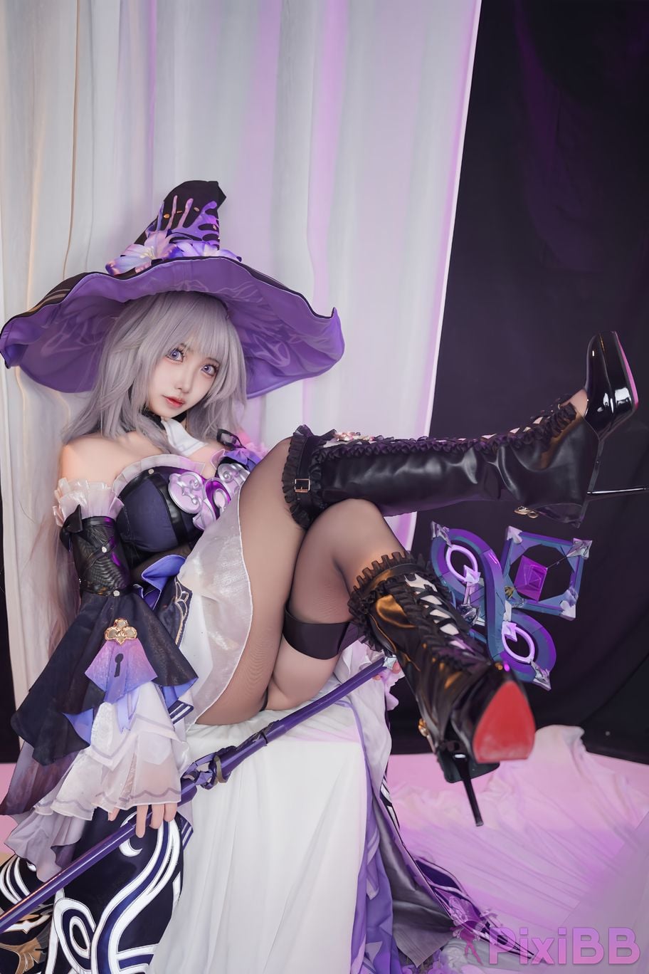 Cosplayer Vanilla Milk Meow Big Black Tower Collectors Edition PixiBB.COM 085