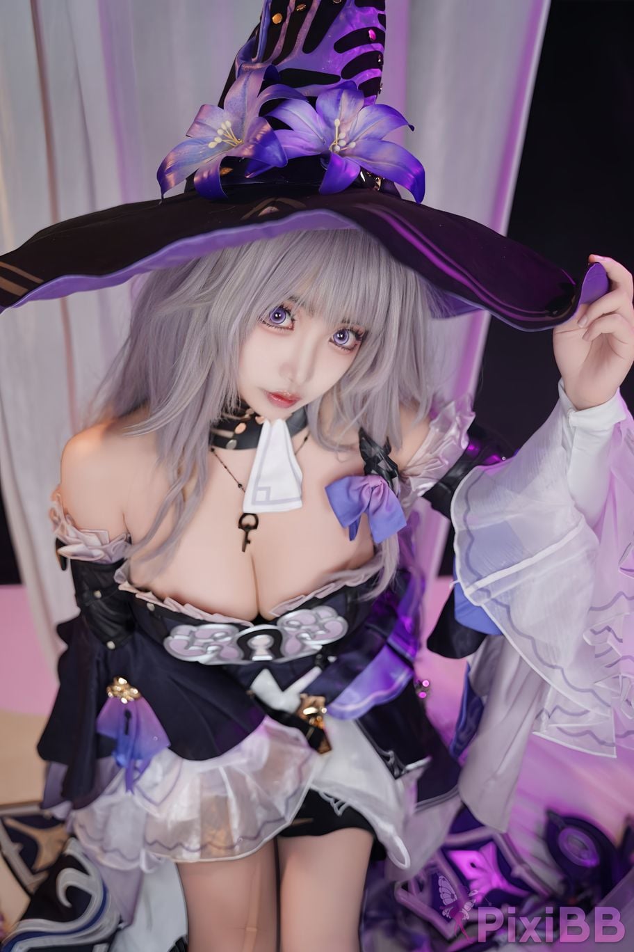 Cosplayer Vanilla Milk Meow Big Black Tower Collectors Edition PixiBB.COM 089