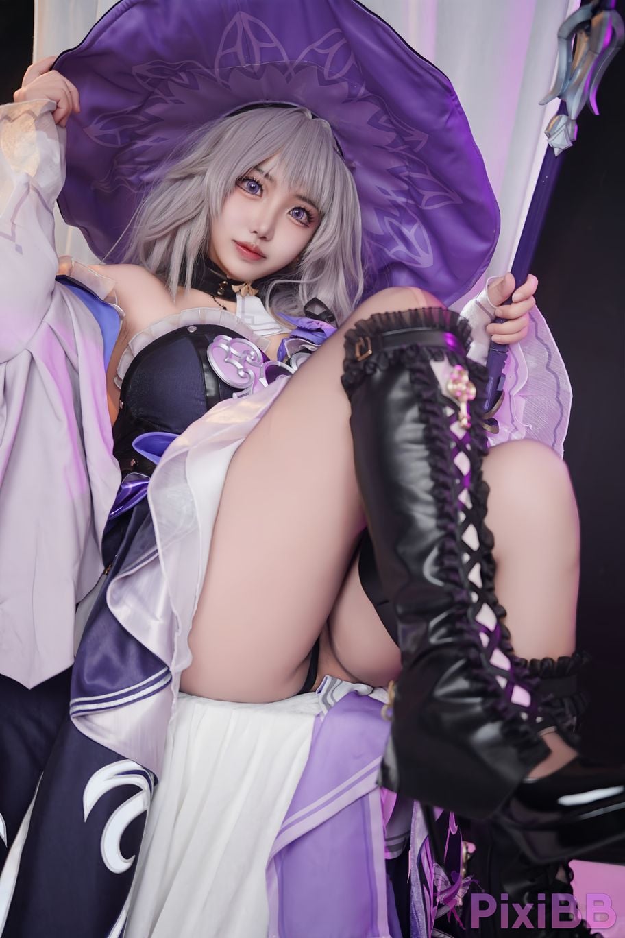 Cosplayer Vanilla Milk Meow Big Black Tower Collectors Edition PixiBB.COM 092