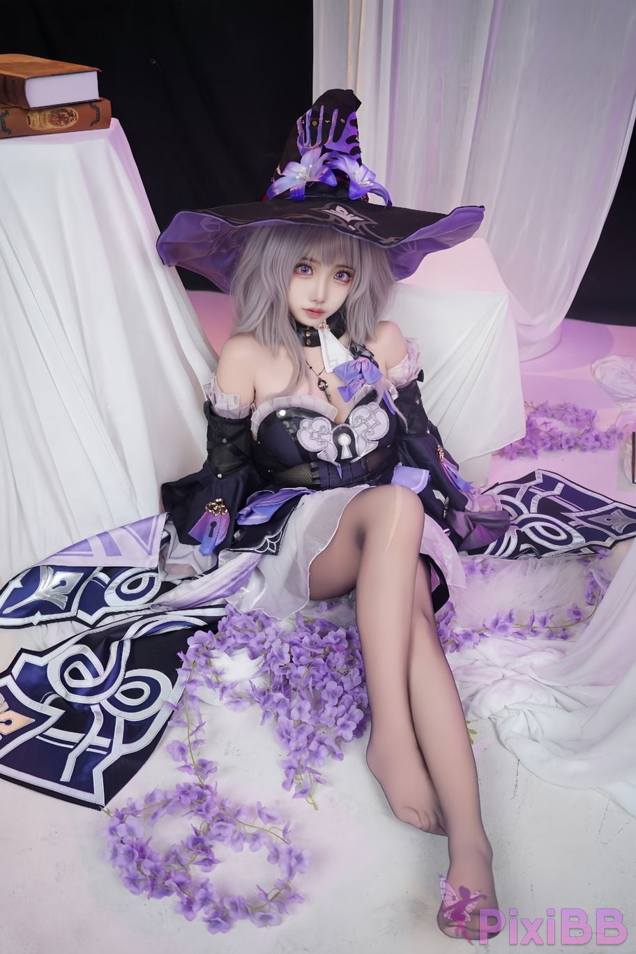 Cosplayer Vanilla Milk Meow Big Black Tower Collectors Edition PixiBB.COM 100