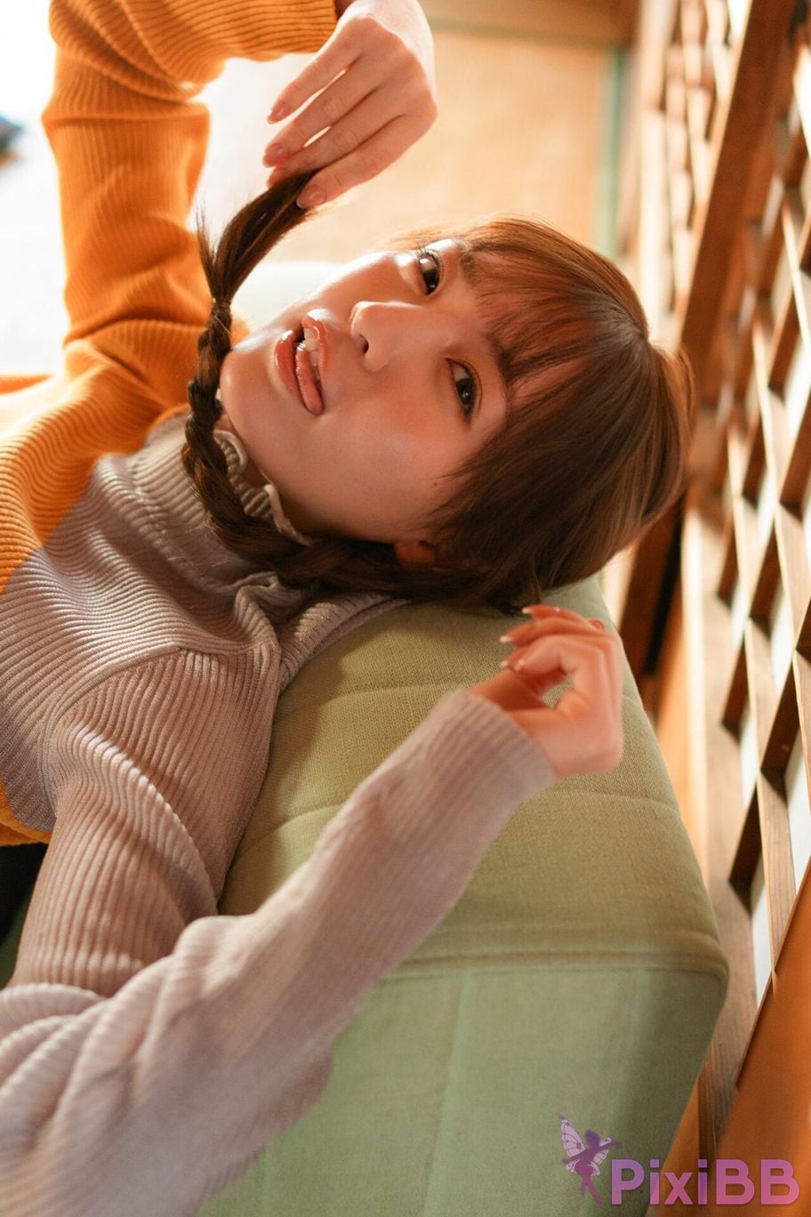 Japanese Idol Yura luminous body ENTAME36 degC digital photo book PixiBB.COM 005