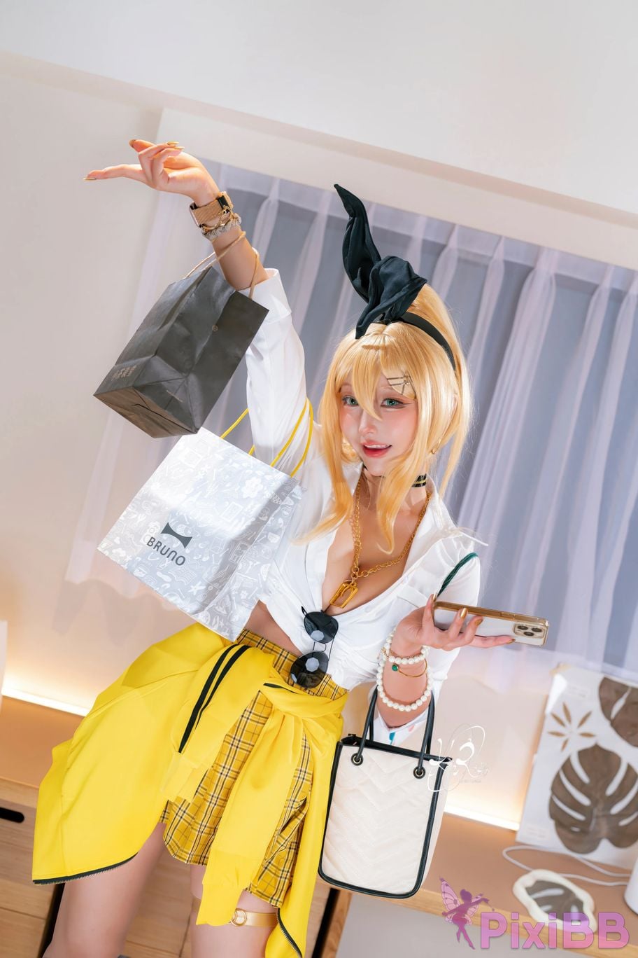 Cosplayer cut Celia NIKKE Luffy PixiBB.COM 012