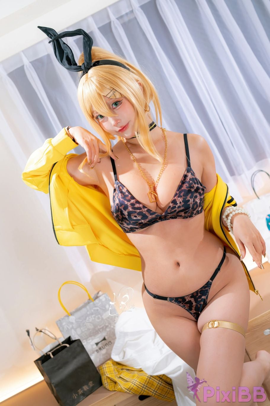 Cosplayer cut Celia NIKKE Luffy PixiBB.COM 015