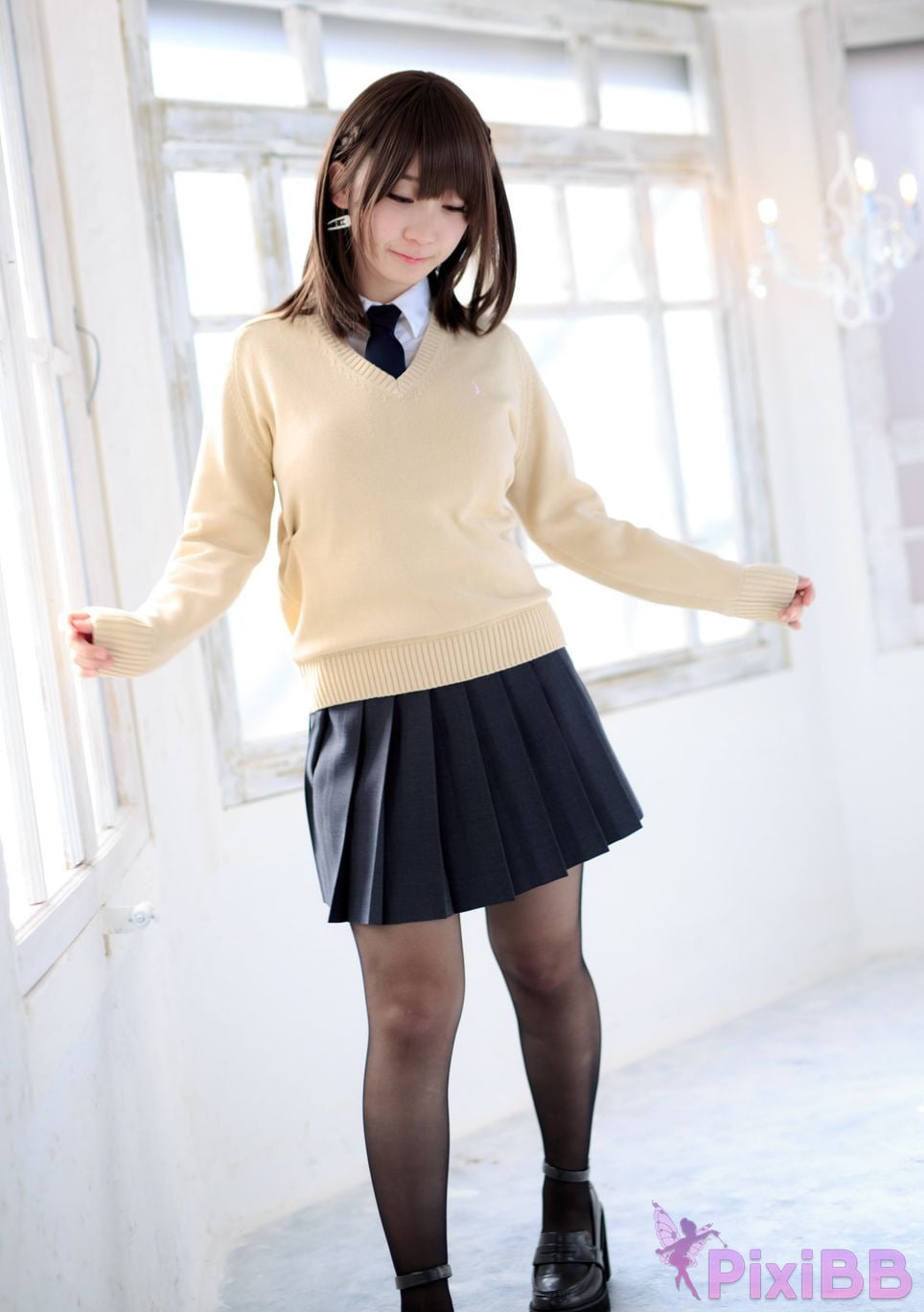 Japanese Idol Moe Iori That Child on Monday PixiBB.COM 025