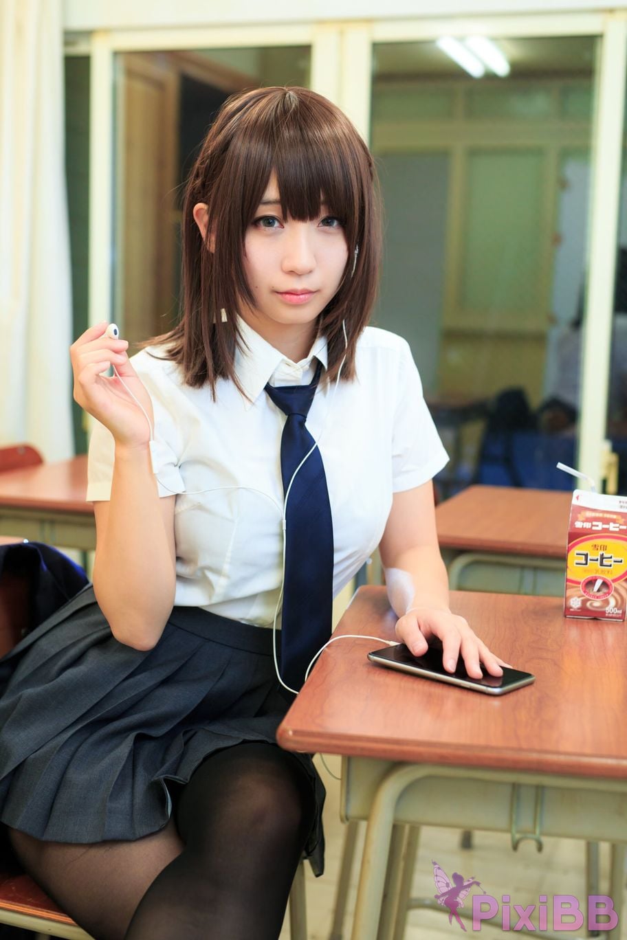 Japanese Idol Moe Iori That Child on Monday PixiBB.COM 143