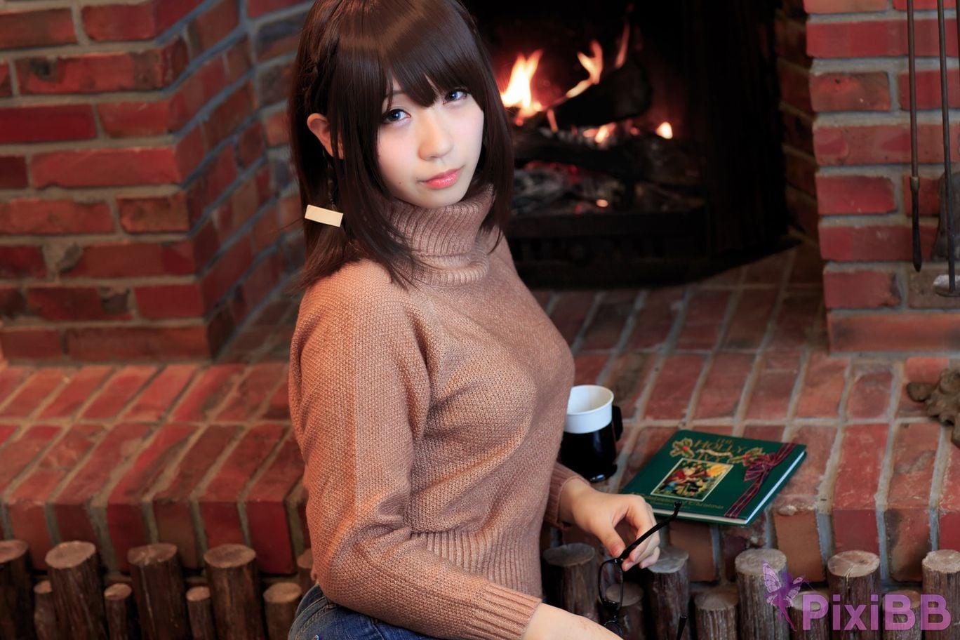 Japanese Idol Moe Iori That Child on Monday PixiBB.COM 192