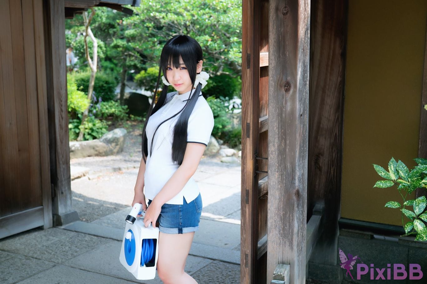 Japanese Idol Moe Iori Cosplay Ane Naru PixiBB.COM 002