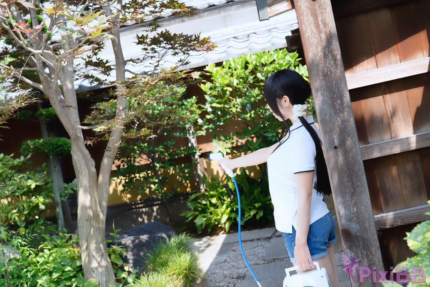 Japanese Idol Moe Iori Cosplay Ane Naru PixiBB.COM 007