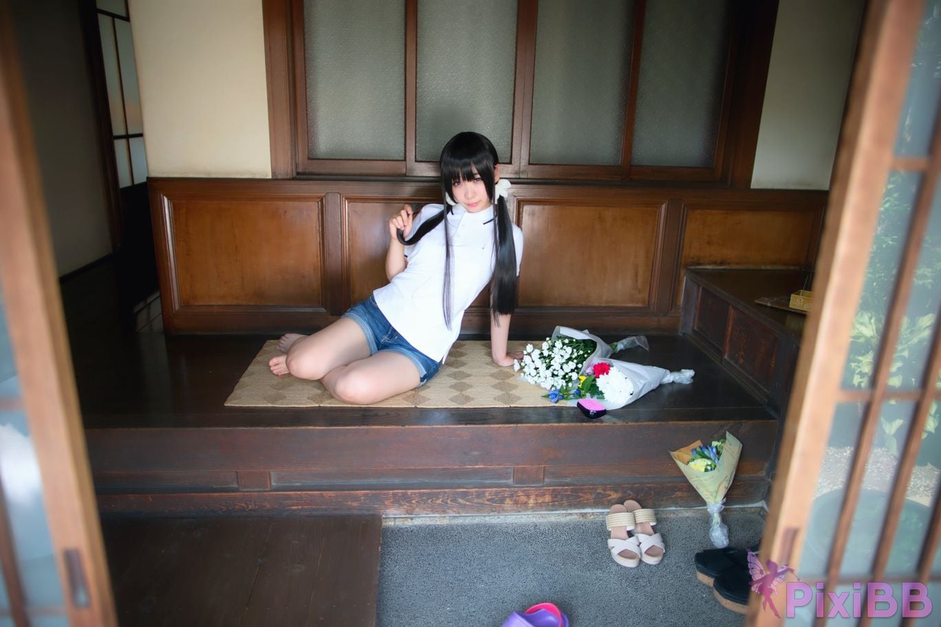Japanese Idol Moe Iori Cosplay Ane Naru PixiBB.COM 031