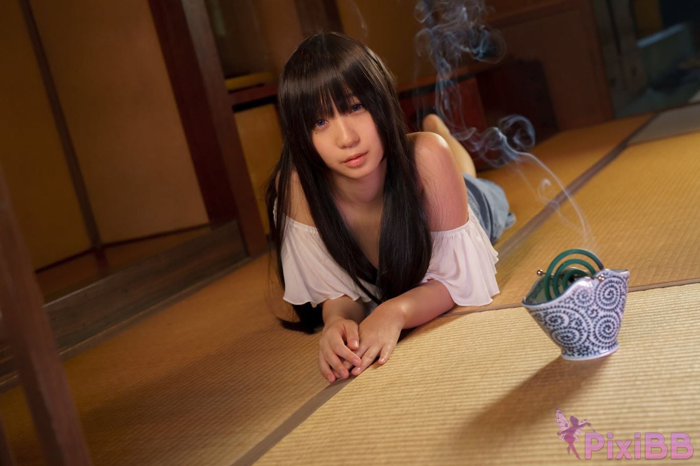 Japanese Idol Moe Iori Cosplay Ane Naru PixiBB.COM 372