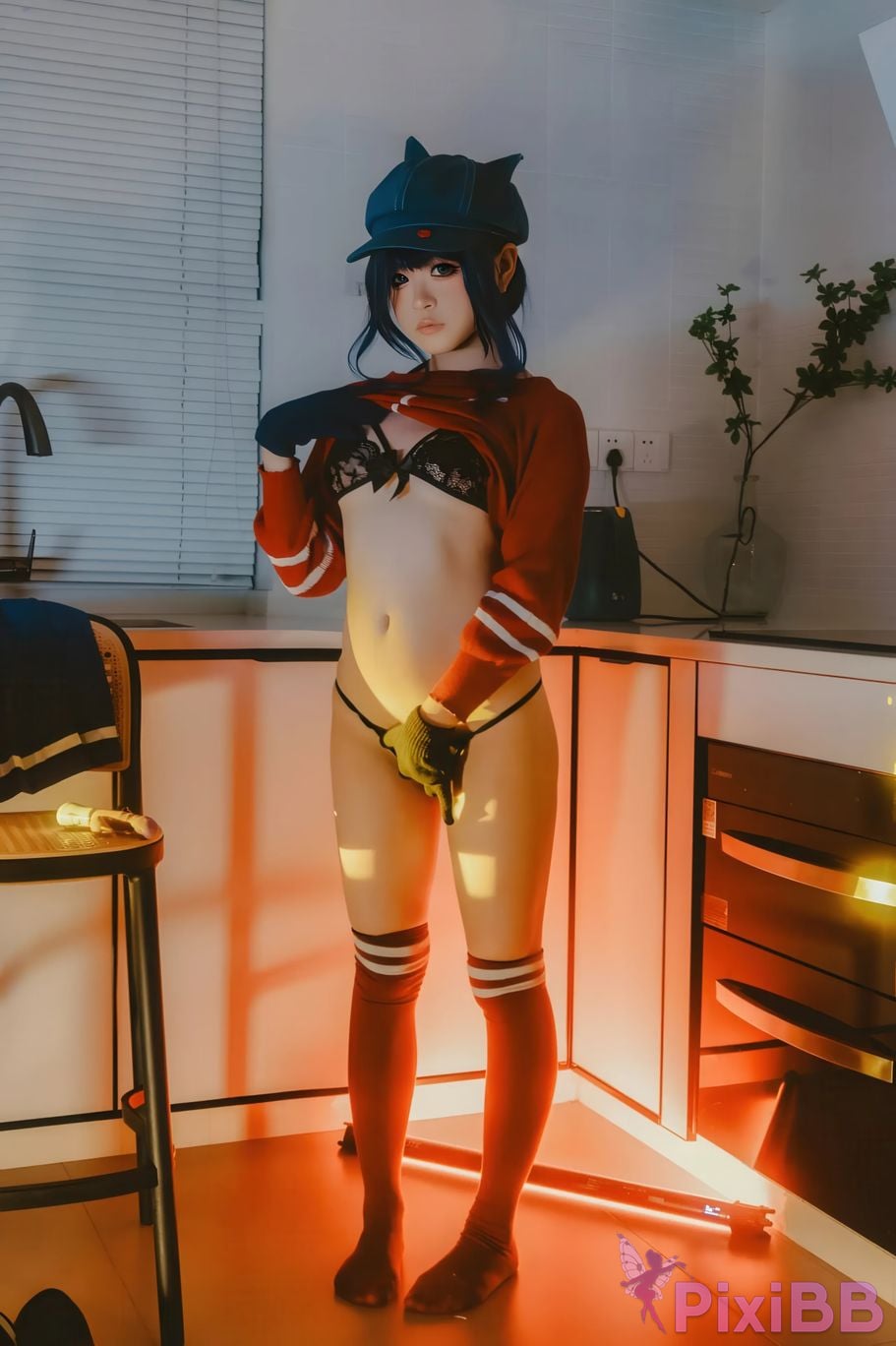 Cosplayer Tokuyama mita PixiBB.COM 013