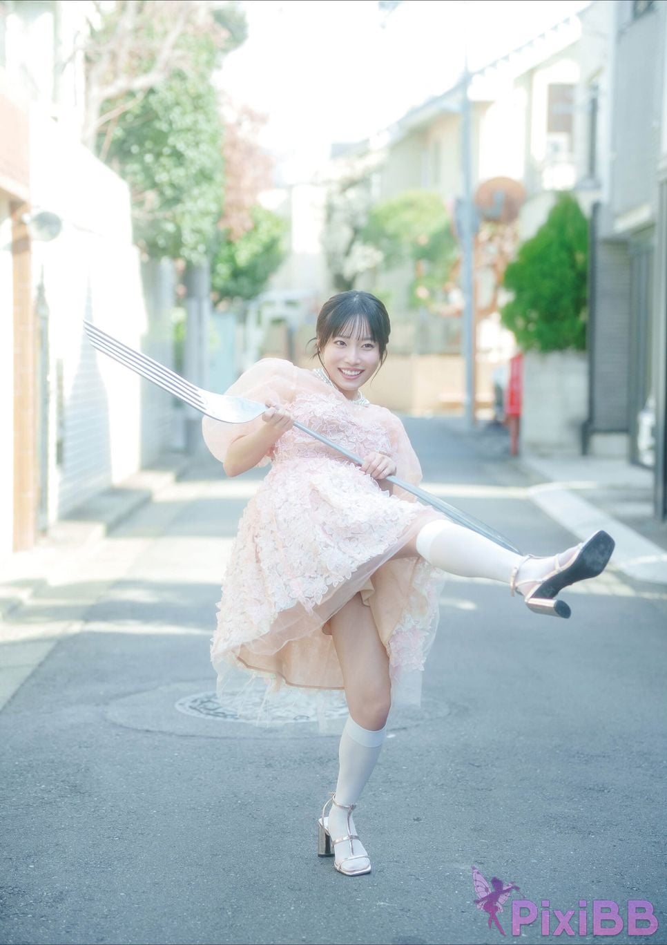 Japanese Idol Miyu Kishi Its not tiny. DOLCE Digital Photo Collection PixiBB.COM 051