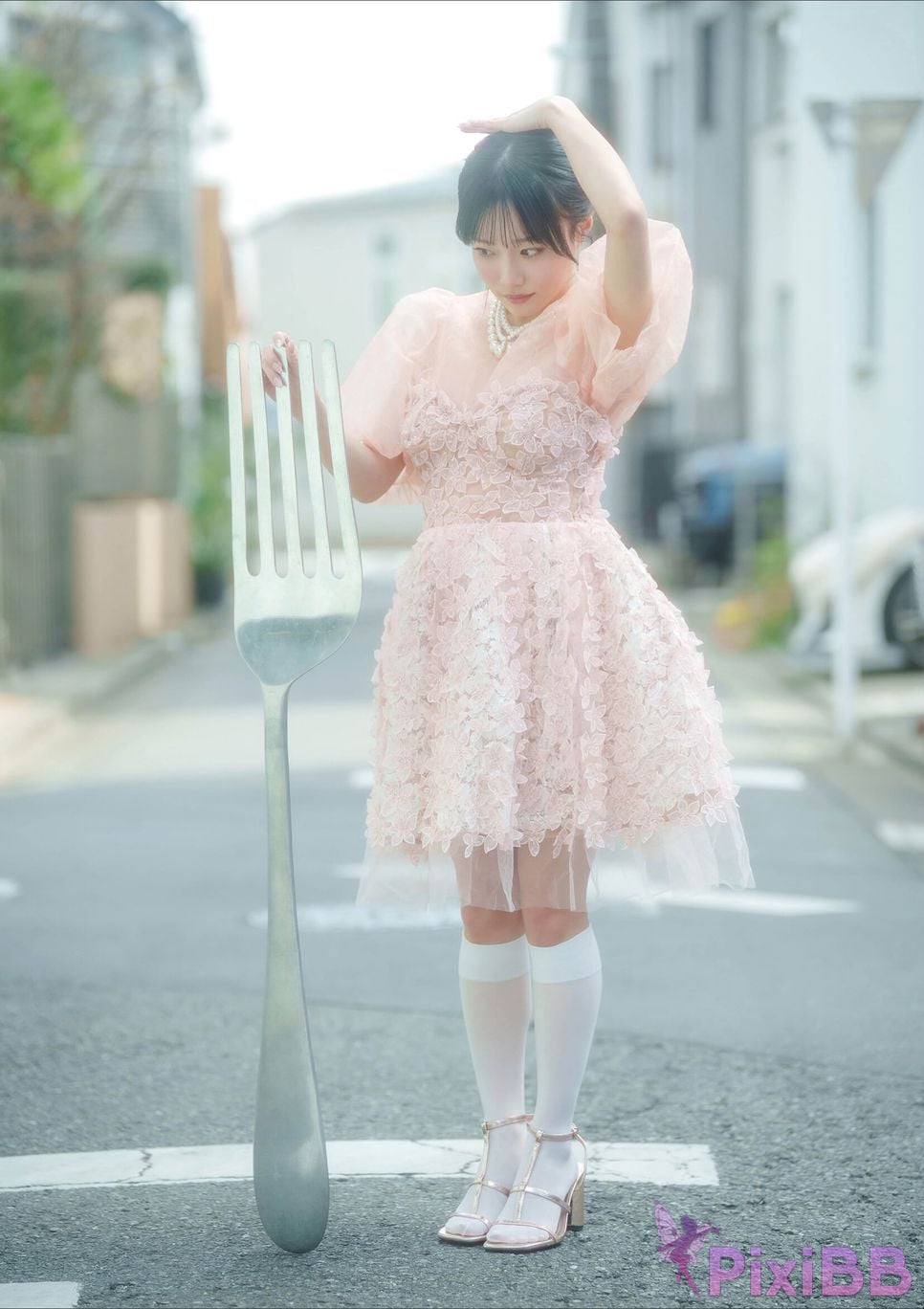 Japanese Idol Miyu Kishi Its not tiny. DOLCE Digital Photo Collection PixiBB.COM 055