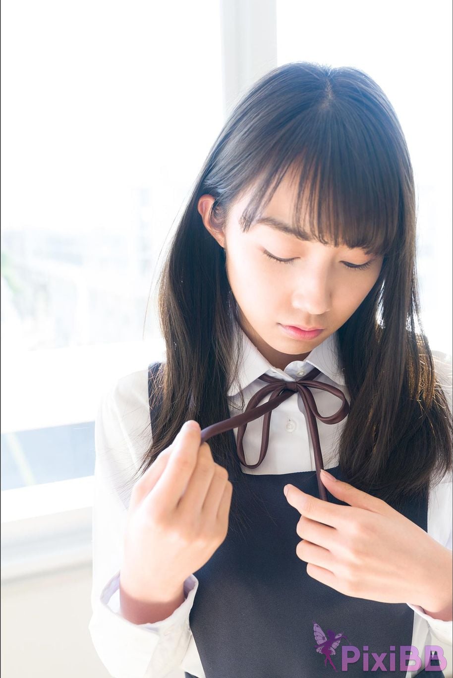 Japanese Idol Hikari Kuroki A divine beautiful girl Spisan gravure photo book PixiBB.COM 003