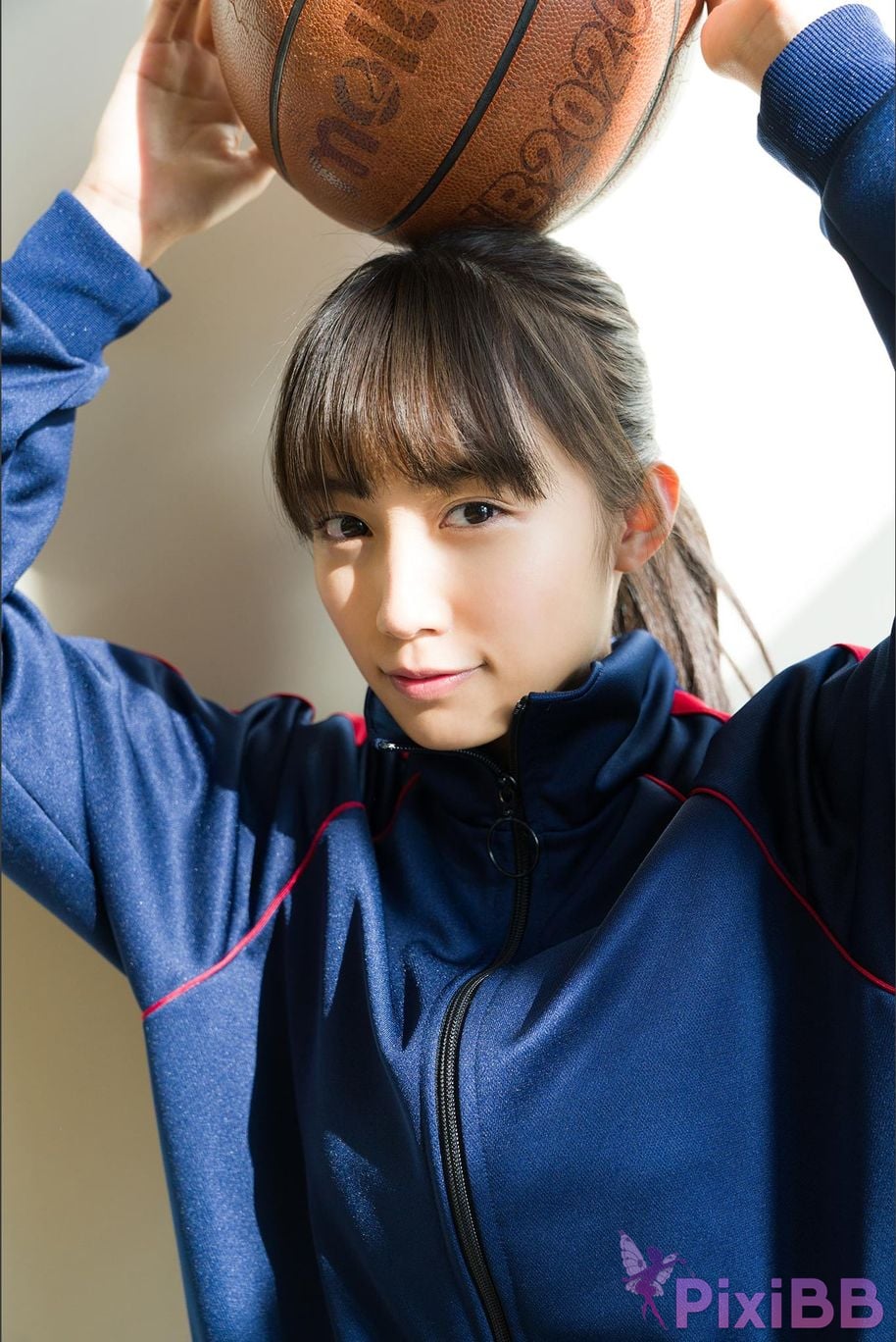 Japanese Idol Hikari Kuroki A divine beautiful girl Spisan gravure photo book PixiBB.COM 004