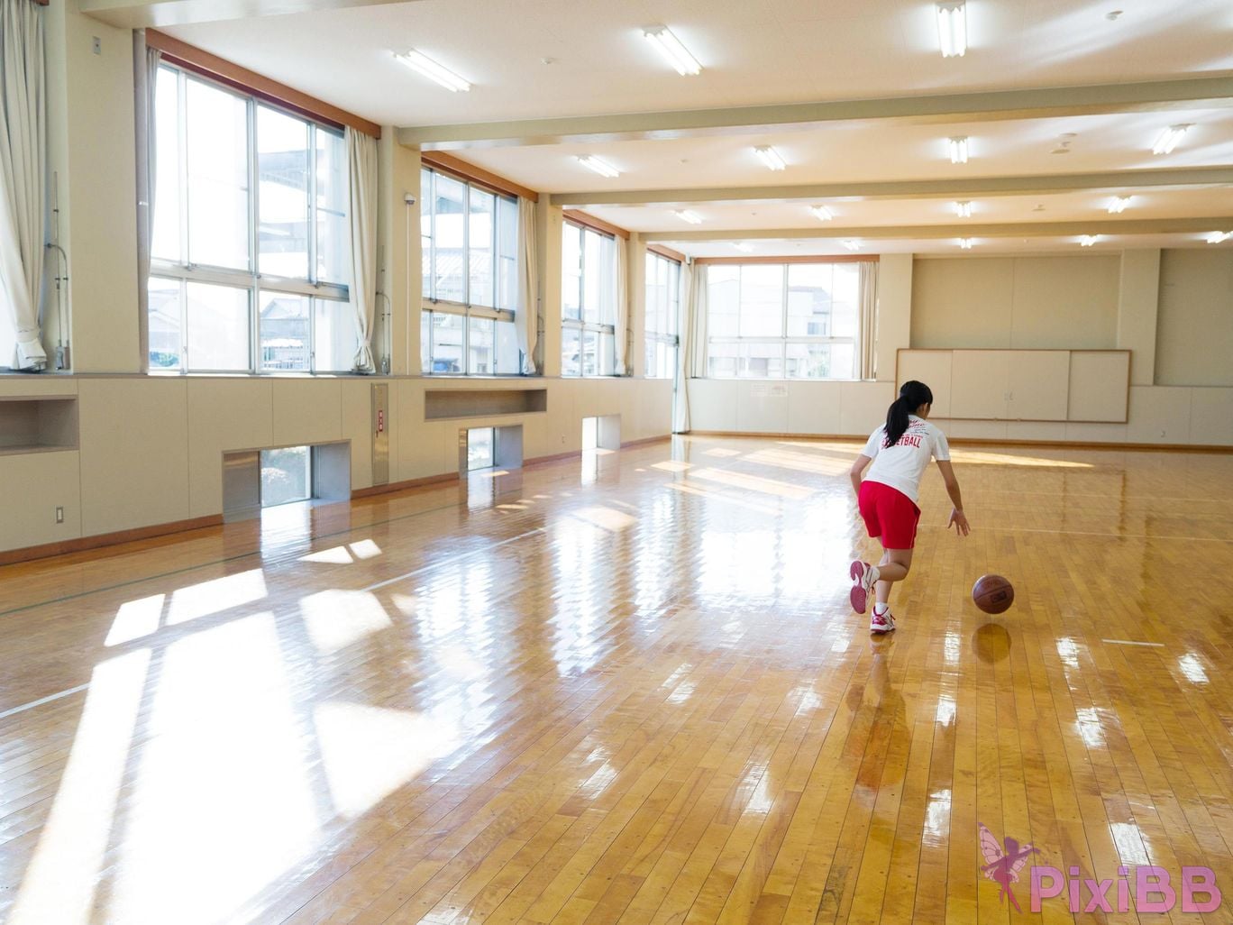Japanese Idol Hikari Kuroki A divine beautiful girl Spisan gravure photo book PixiBB.COM 042