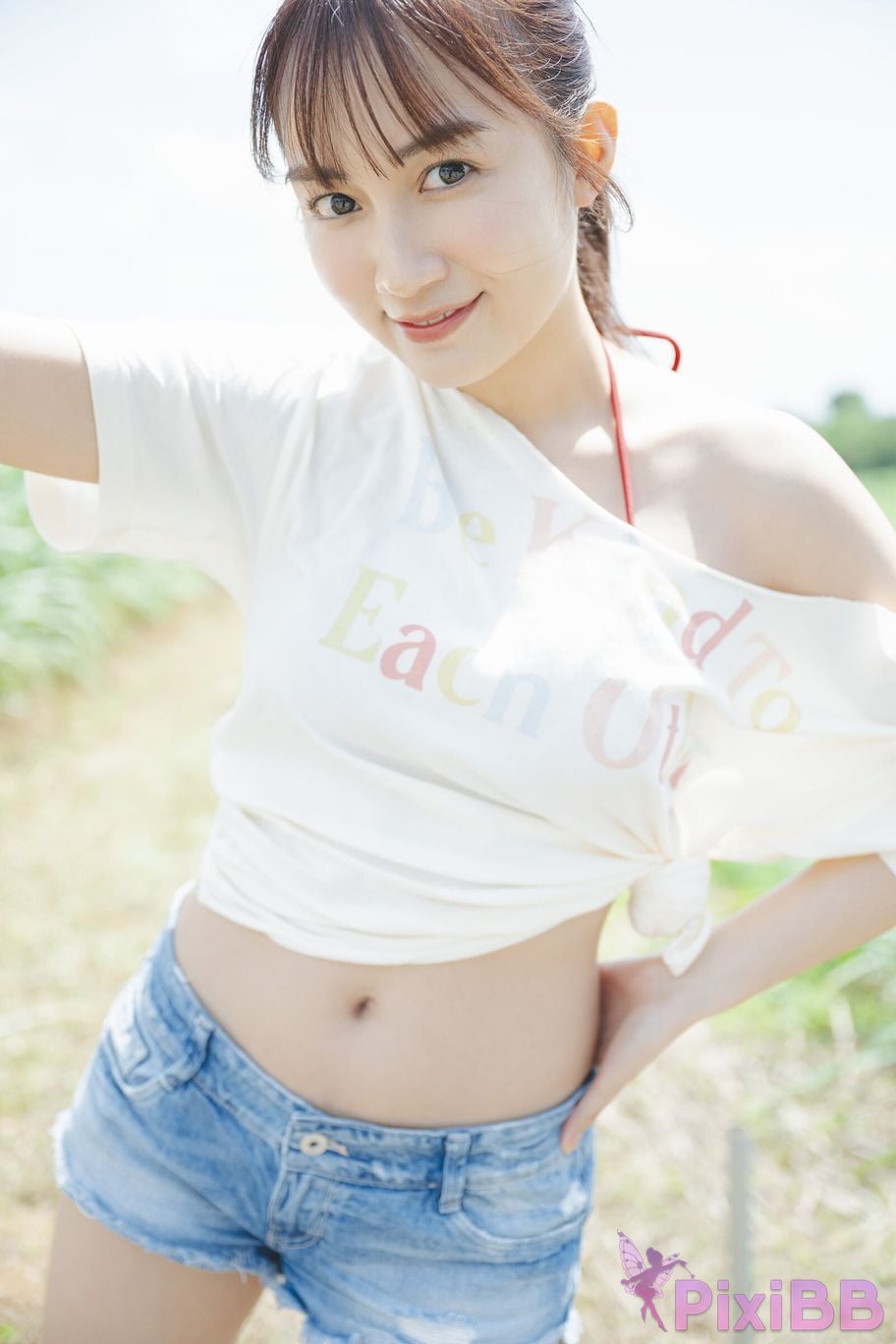 Japanese Idol Hikari Kuroki Manga Action Digital Photo Collection Occasionally by the Sea PixiBB.COM 015