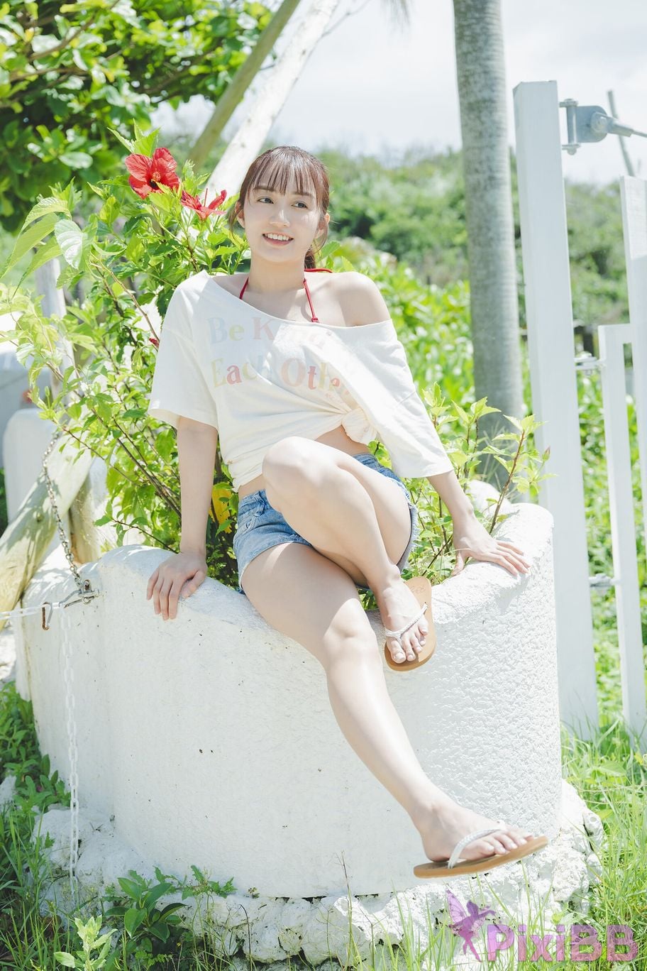 Japanese Idol Hikari Kuroki Manga Action Digital Photo Collection Occasionally by the Sea PixiBB.COM 017