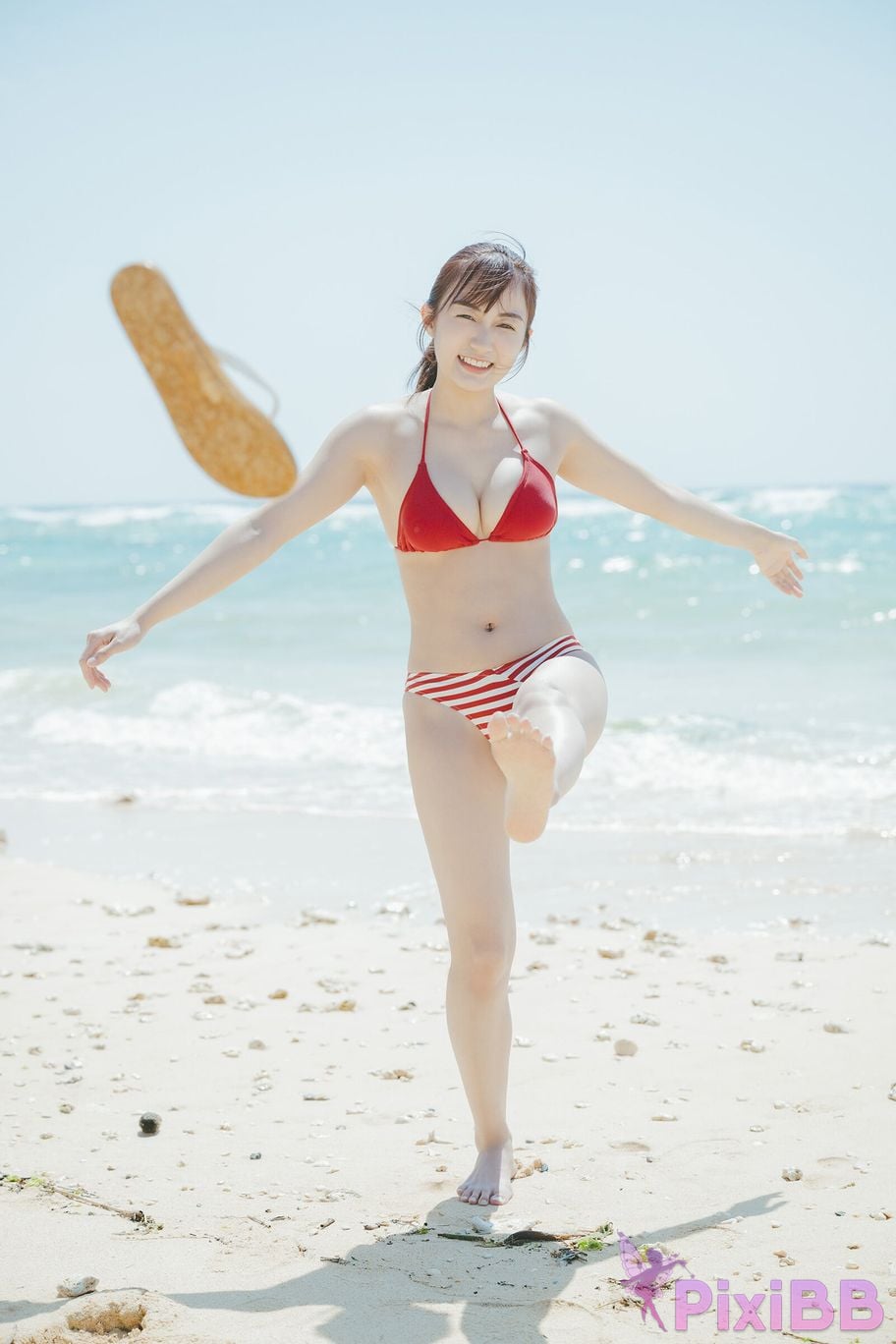 Japanese Idol Hikari Kuroki Manga Action Digital Photo Collection Occasionally by the Sea PixiBB.COM 023