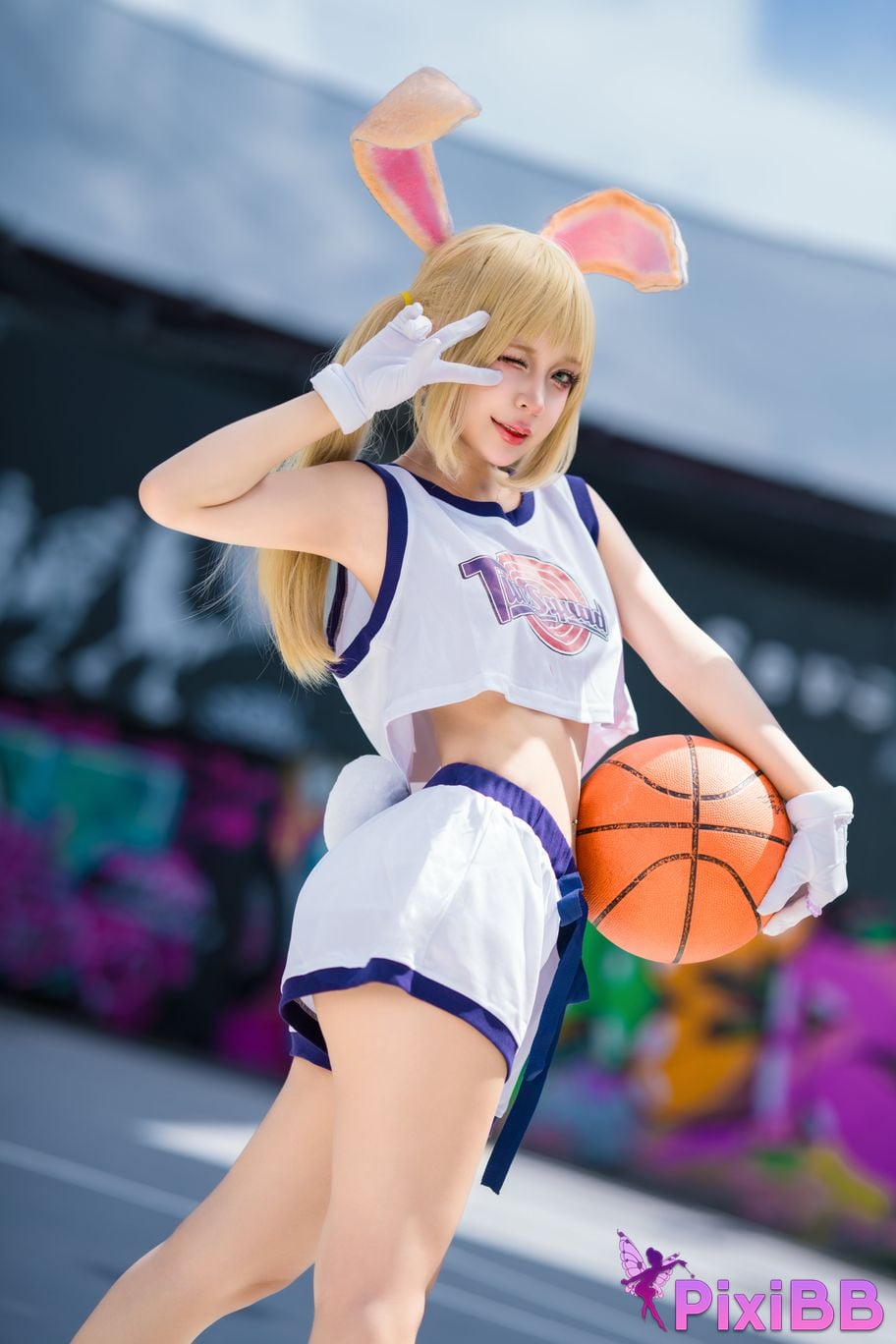 Umeko J Lola Bunny PixiBB.COM 12