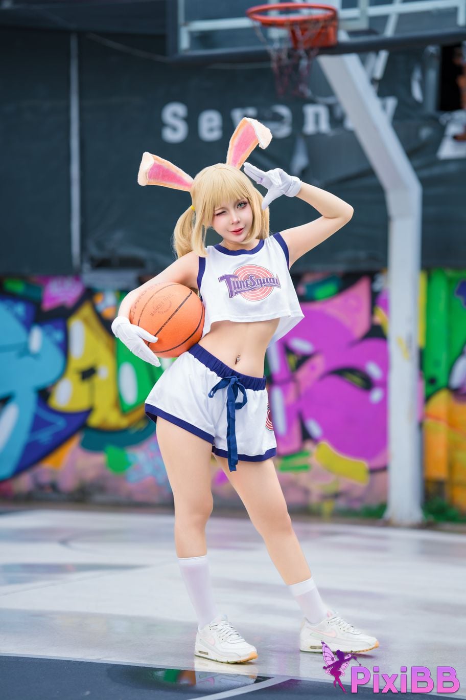 Umeko J Lola Bunny PixiBB.COM 22