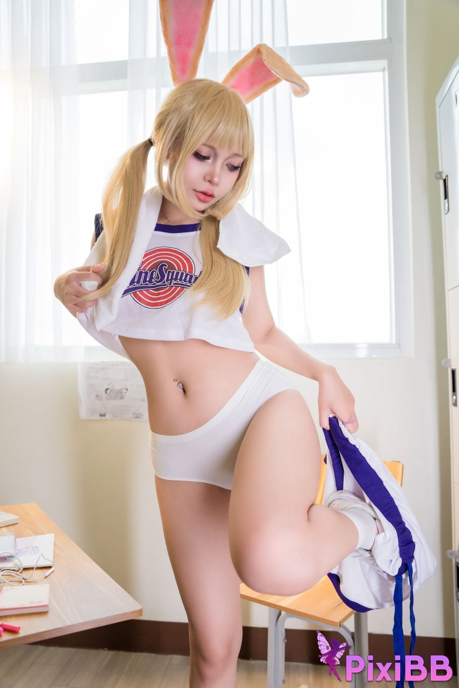 Umeko J Lola Bunny PixiBB.COM 25