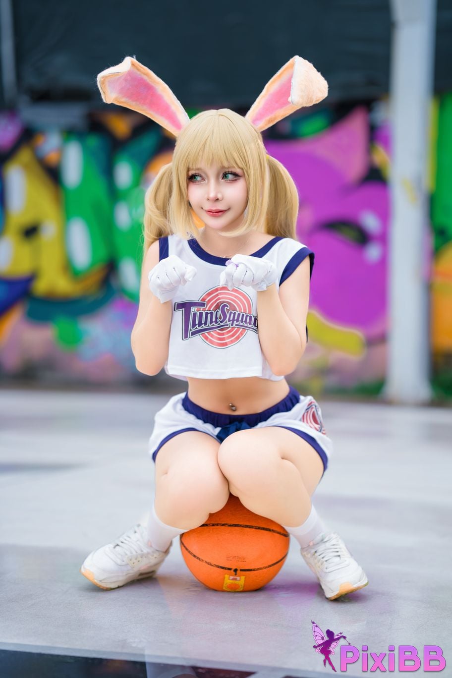 Umeko J Lola Bunny PixiBB.COM 33