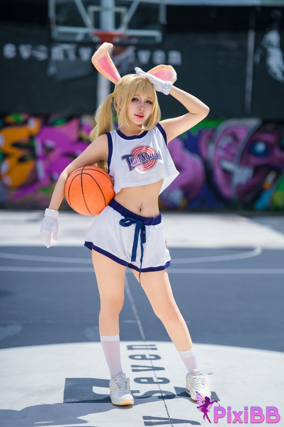 Umeko J Lola Bunny PixiBB.COM 9